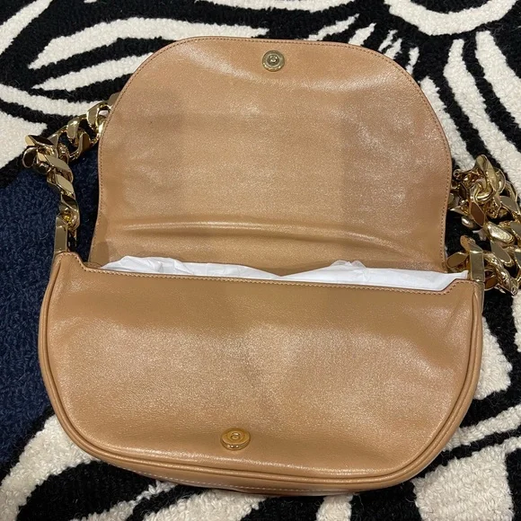 Burberry small Olympia leather shoulder bag with chain shoulder strap - Picture 10 of 10